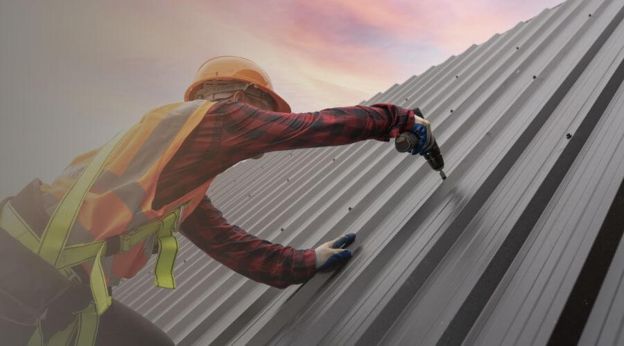 Professional residential roofers in McEwen, TN